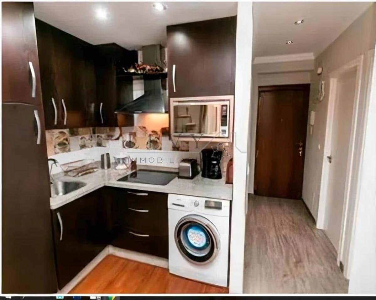 3 Zimmer Wohnung zu verkaufen in Malaga Stadt - 295.000 € (Ref: 9583222)