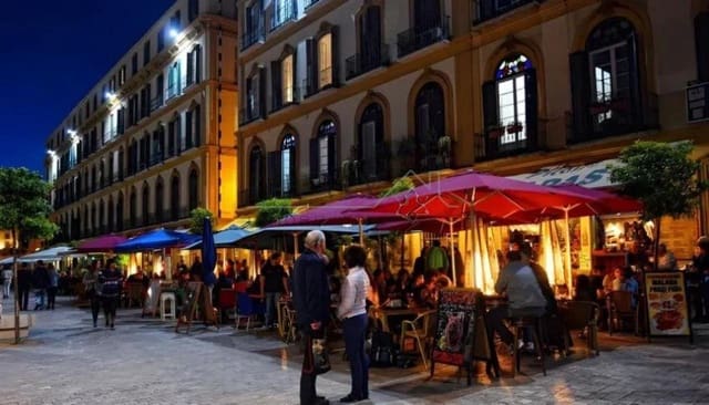 3 Zimmer Wohnung zu verkaufen in La Goleta, Málaga Stadt - 295.000 € (Ref: 9583222)