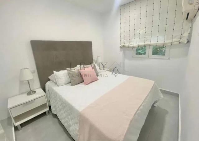 1 sovrum Lägenhet till salu i Giron, Málaga stad - 191 000 € (Ref: 9583224)