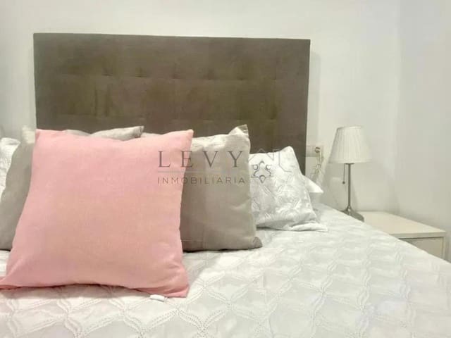 1 sovrum Lägenhet till salu i Giron, Málaga stad - 191 000 € (Ref: 9583224)