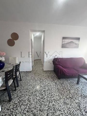 3 bedroom Flat for sale in Capuchinos, Málaga city - € 320,000 (Ref: 9583225)