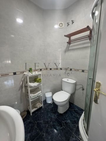 3 bedroom Flat for sale in Capuchinos, Málaga city - € 320,000 (Ref: 9583225)