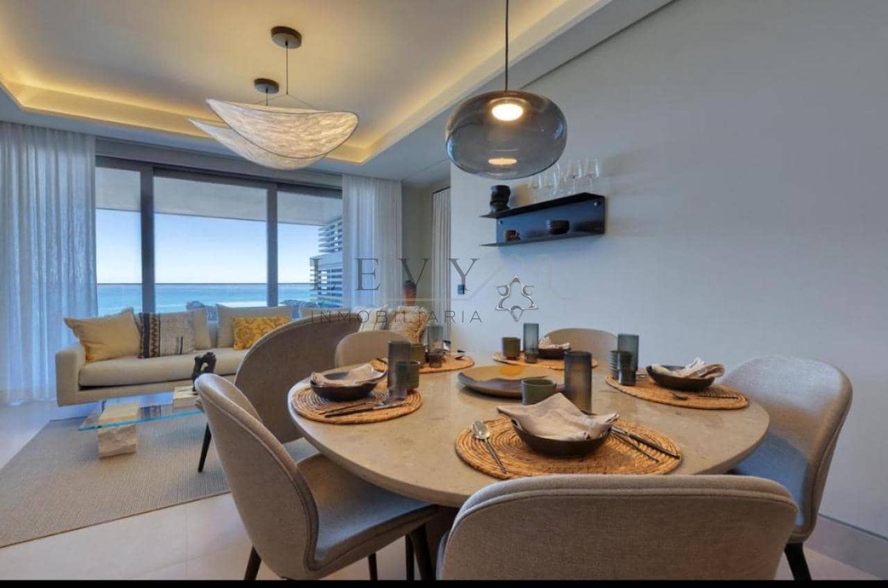 2 soveværelse Lejlighed til salg i Malaga by med garage - € 1.490.000 (Ref: 9583227)