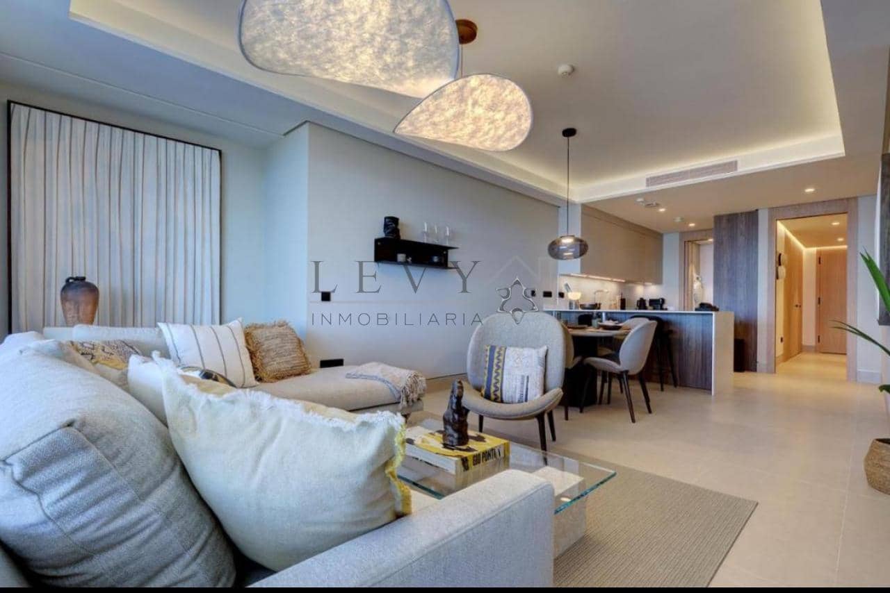 2 soveværelse Lejlighed til salg i Malaga by med garage - € 1.490.000 (Ref: 9583227)