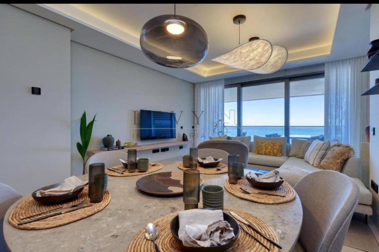 2 soveværelse Lejlighed til salg i Malaga by med garage - € 1.490.000 (Ref: 9583227)