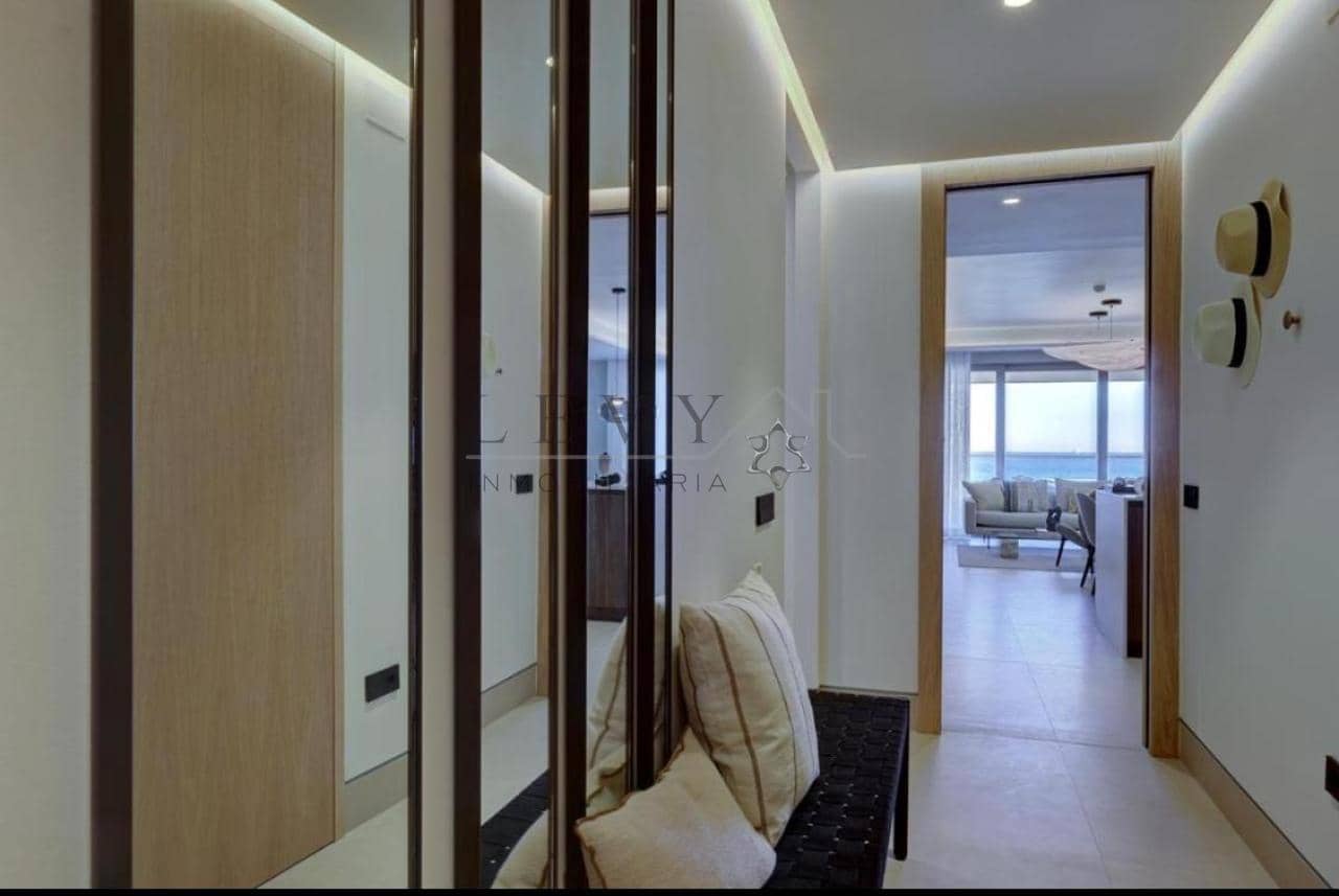 2 soveværelse Lejlighed til salg i Malaga by med garage - € 1.490.000 (Ref: 9583227)