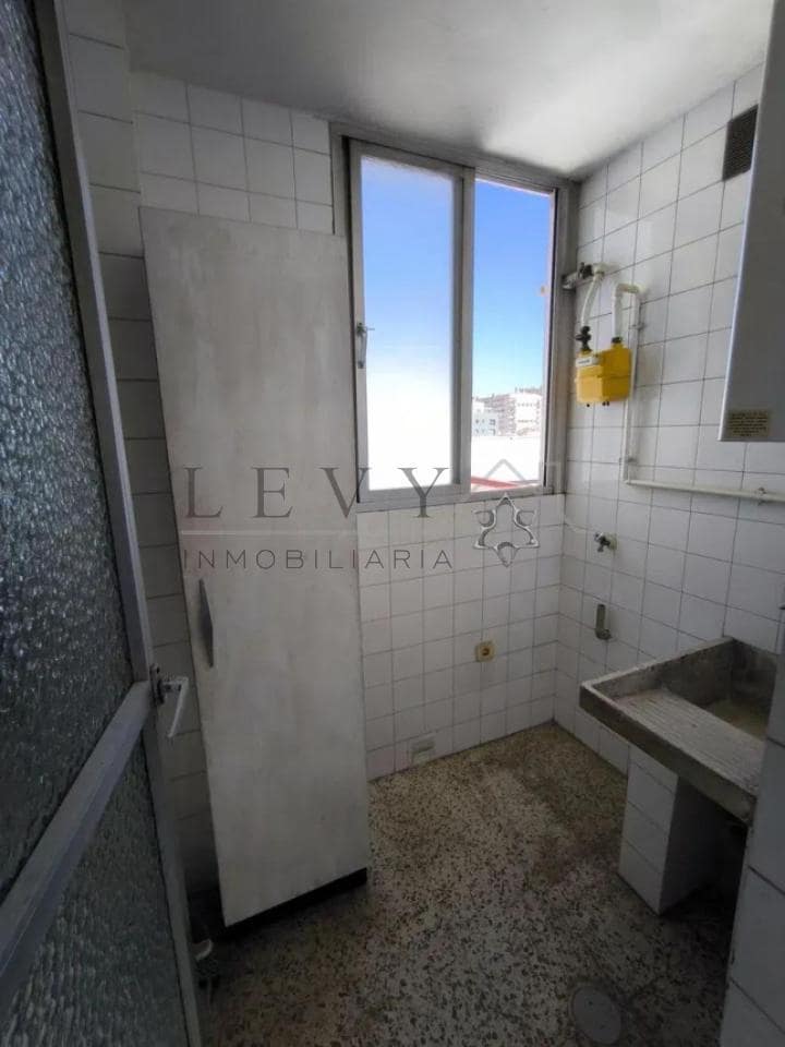3 sovrum Lägenhet till salu i Malaga stad - 375 000 € (Ref: 9583228)