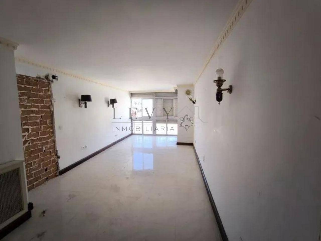 3 sovrum Lägenhet till salu i Malaga stad - 375 000 € (Ref: 9583228)