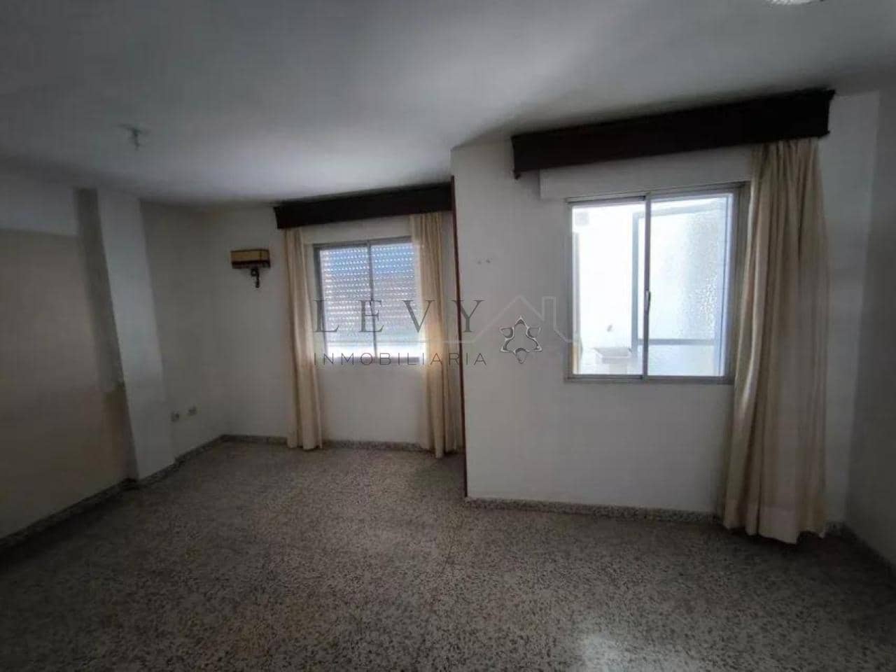 3 sovrum Lägenhet till salu i Malaga stad - 375 000 € (Ref: 9583228)