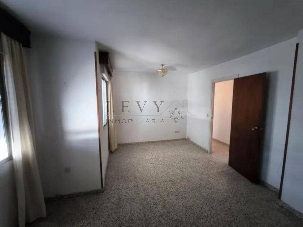 3 sovrum Lägenhet till salu i Malaga stad - 375 000 € (Ref: 9583228)