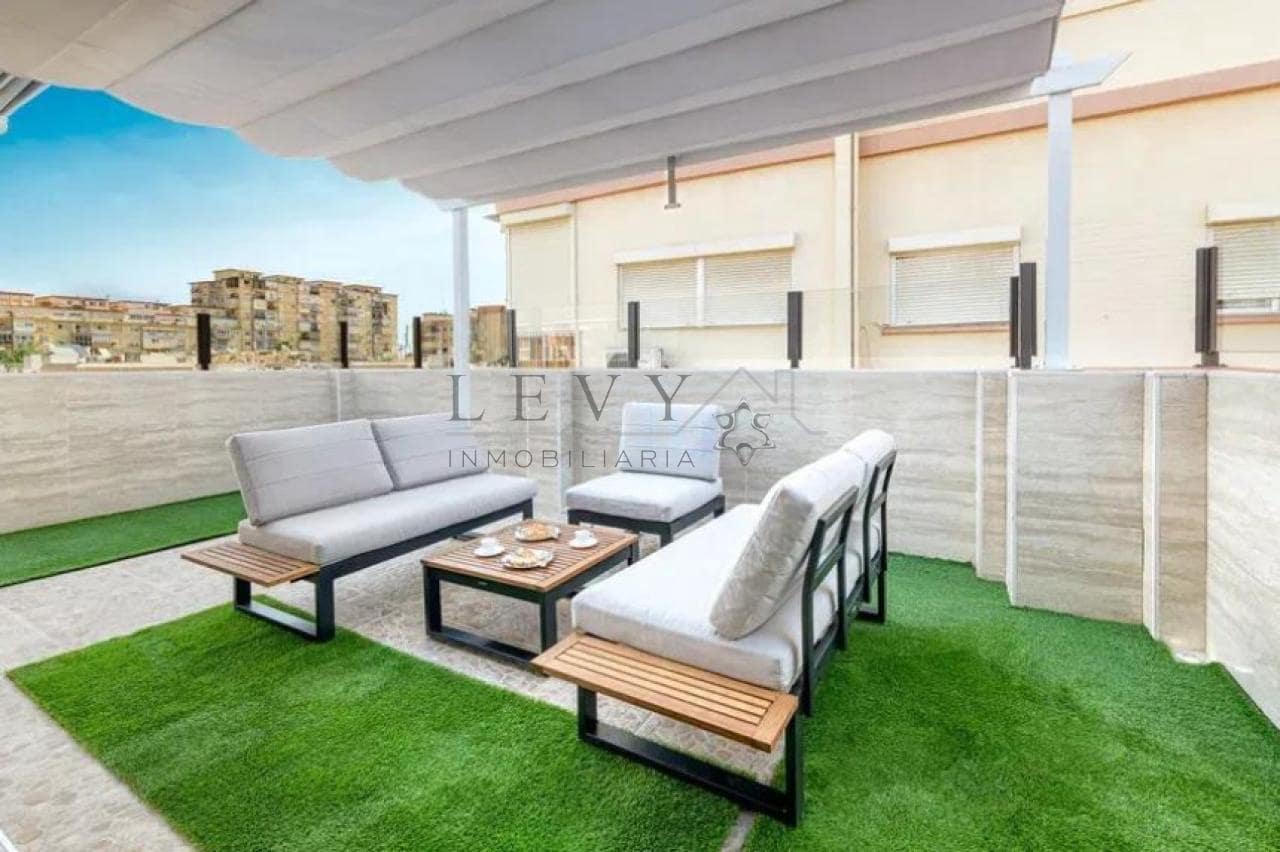 3 soveværelse Penthouse til salg i Malaga by - € 449.000 (Ref: 9583230)