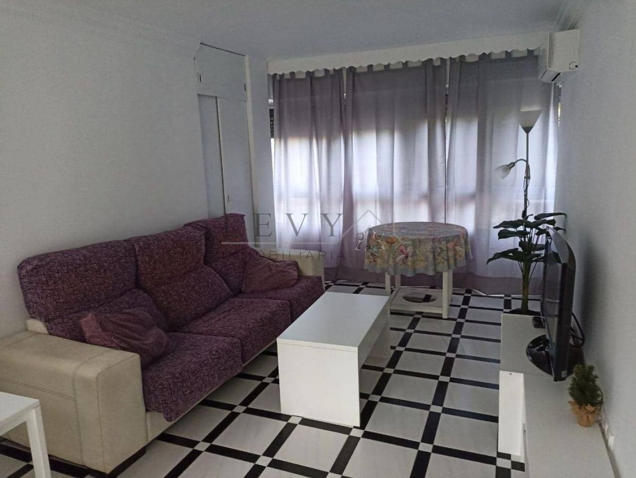 Piso de 3 habitaciones en Málaga ciudad en venta - 315.000 € (Ref: 9583234)