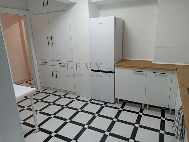 3 makuuhuone Asunto myytävänä paikassa Virgen de Belen, Málaga kaupunki - 315 000 € (Ref: 9583234)