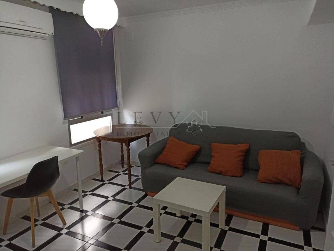 Piso de 3 habitaciones en Málaga ciudad en venta - 315.000 € (Ref: 9583234)