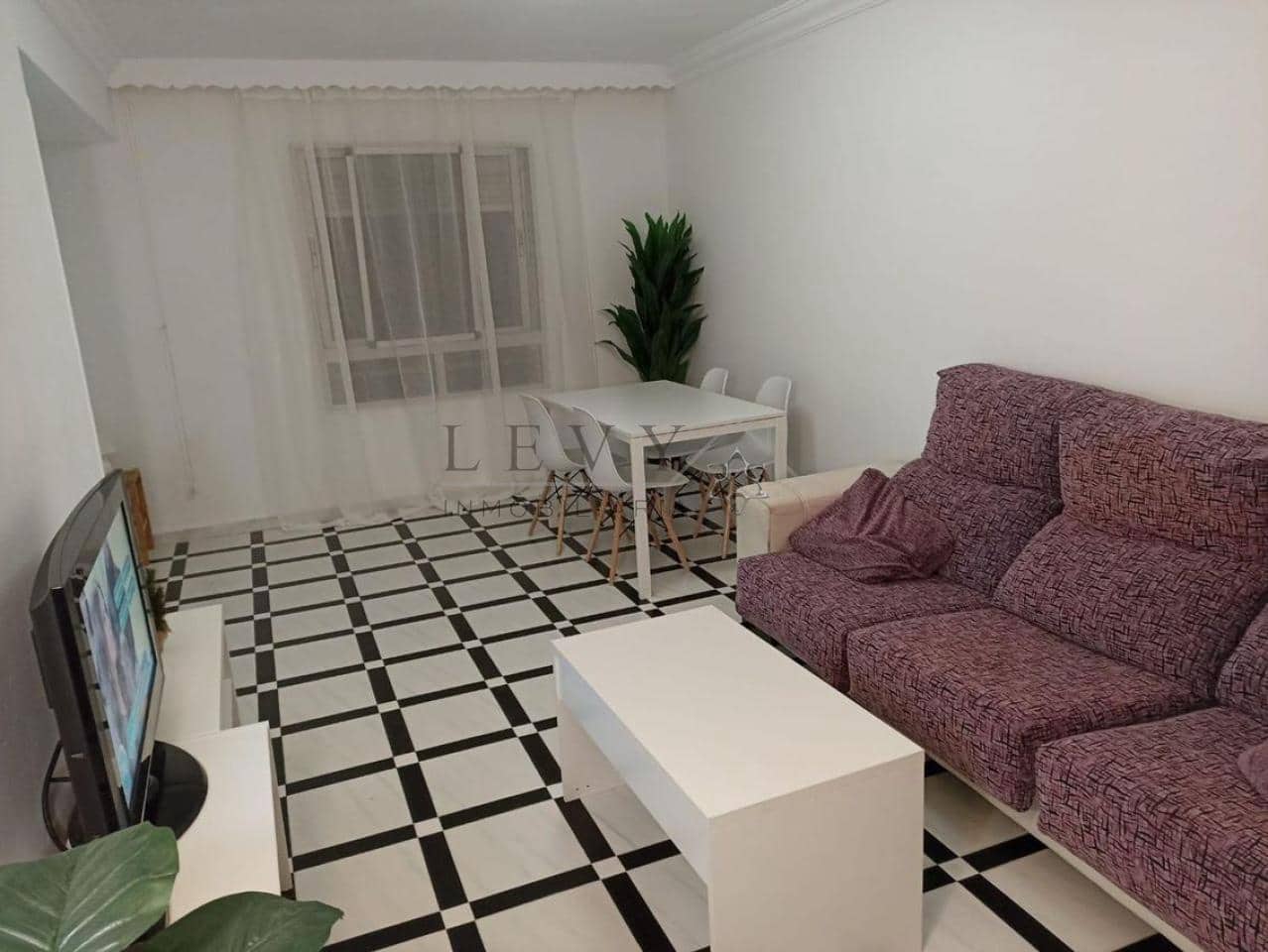 Piso de 3 habitaciones en Málaga ciudad en venta - 315.000 € (Ref: 9583234)