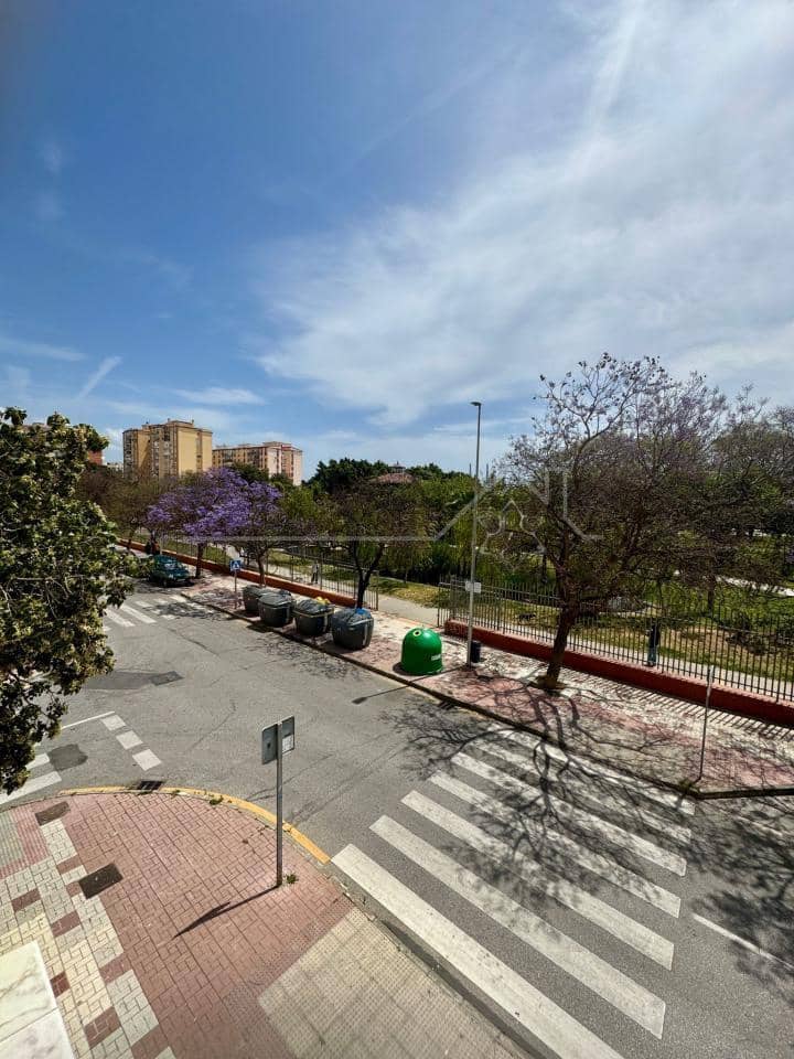 3 sovrum Lägenhet till salu i Malaga stad med garage - 375 000 € (Ref: 9583237)