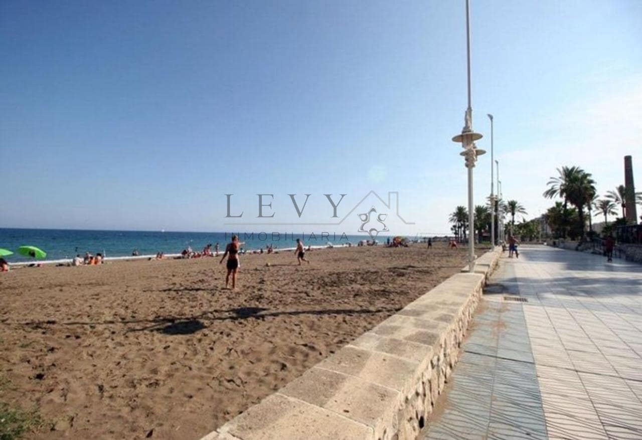 3 sovrum Lägenhet till salu i Malaga stad med garage - 375 000 € (Ref: 9583237)