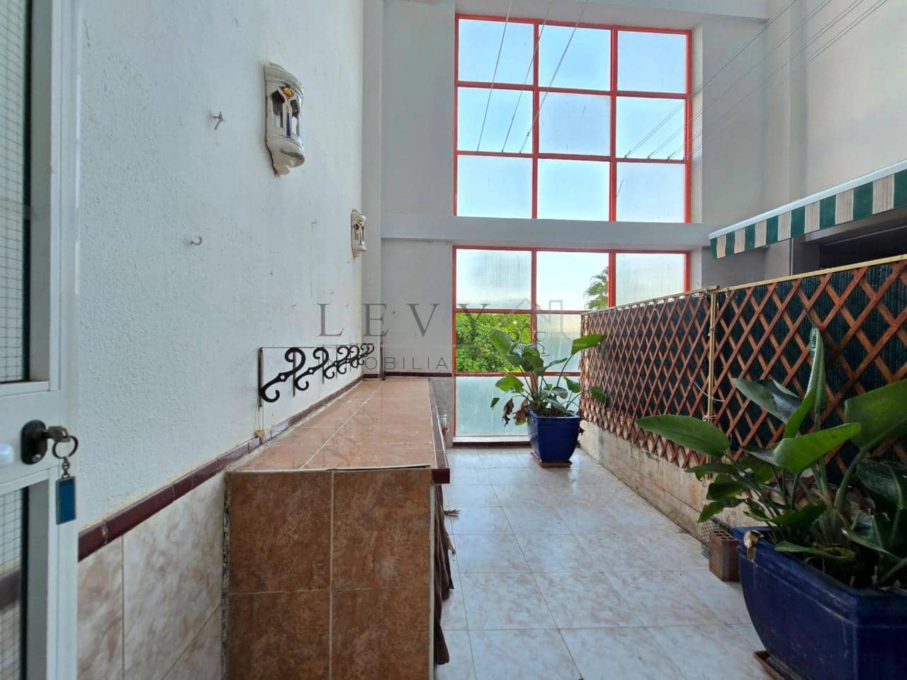 3 sovrum Lägenhet till salu i Malaga stad med garage - 375 000 € (Ref: 9583237)