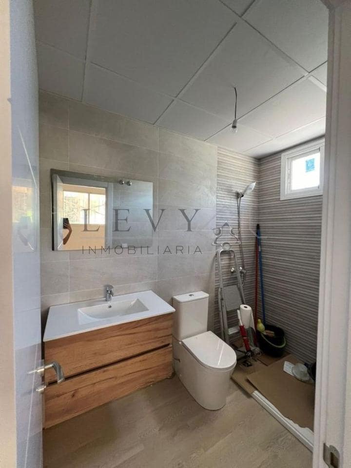 2 sovrum Lägenhet till salu i Malaga stad med pool garage - 320 000 € (Ref: 9583239)