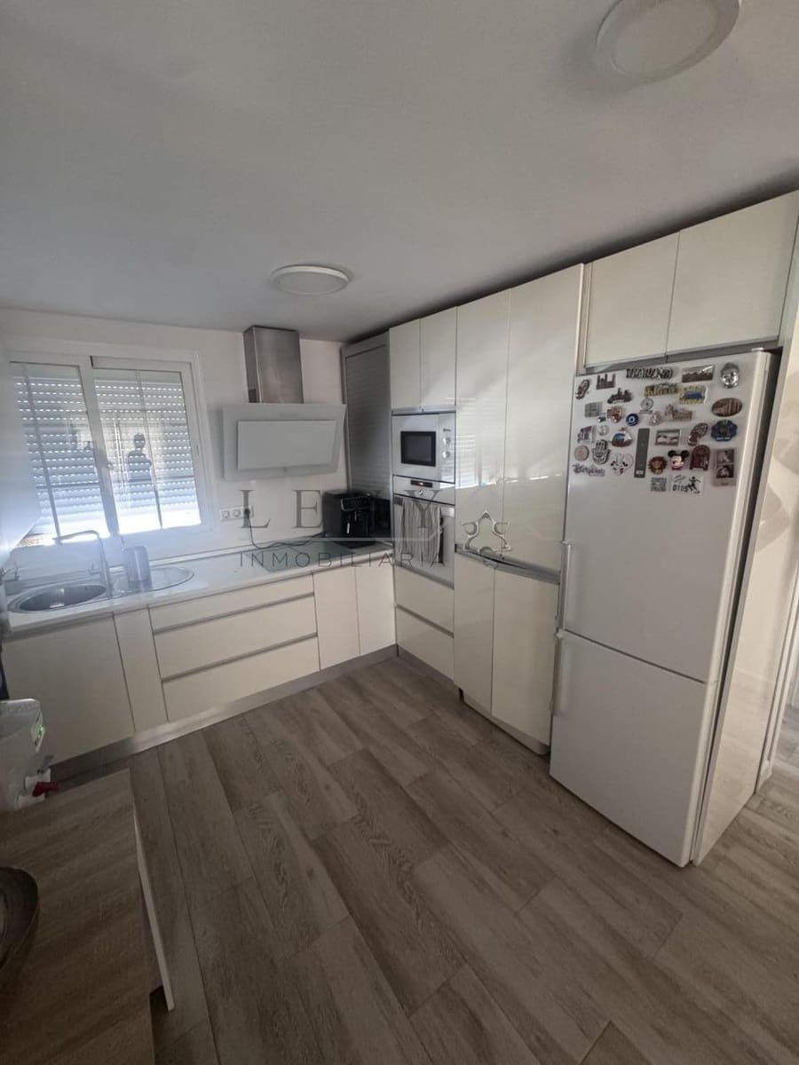 Piso de 2 habitaciones en Nueva Andalucia en venta con garaje - 190.800 € (Ref: 9583240)