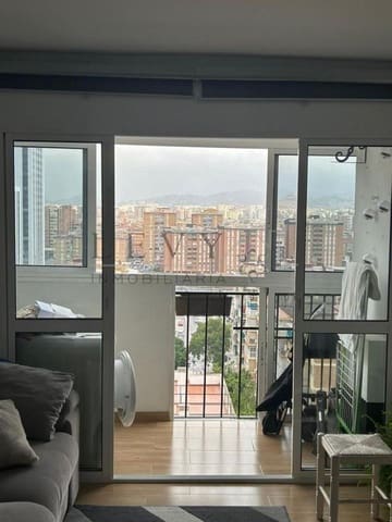 3 soveværelse Lejlighed til salg i Huelin, Málaga by - € 350.000 (Ref: 9583246)