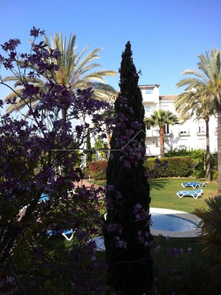 3 bedroom Flat for sale in Nueva Andalucia with pool garage - € 460,000 (Ref: 9583247)