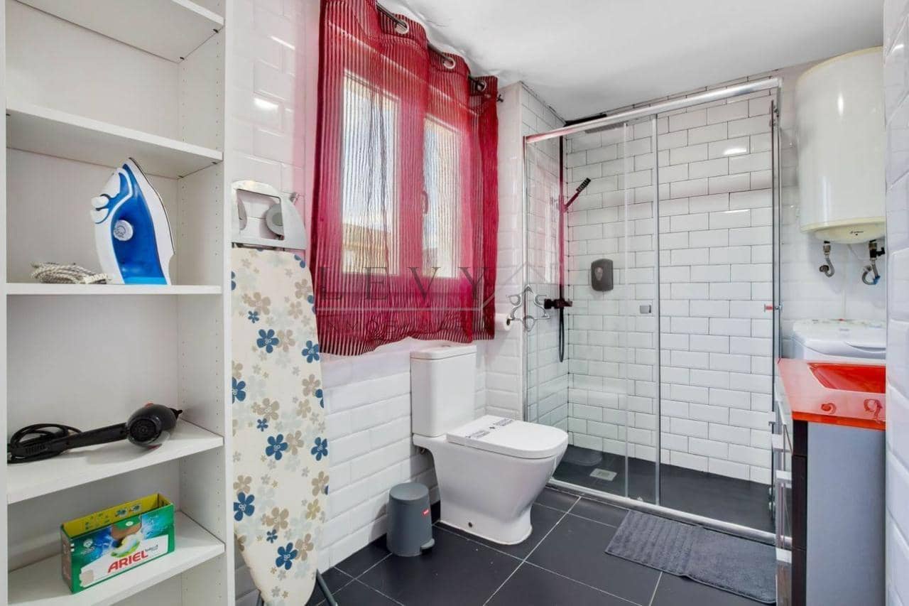 1 bedroom Flat for sale in Torremolinos with pool - € 160,000 (Ref: 9583249)