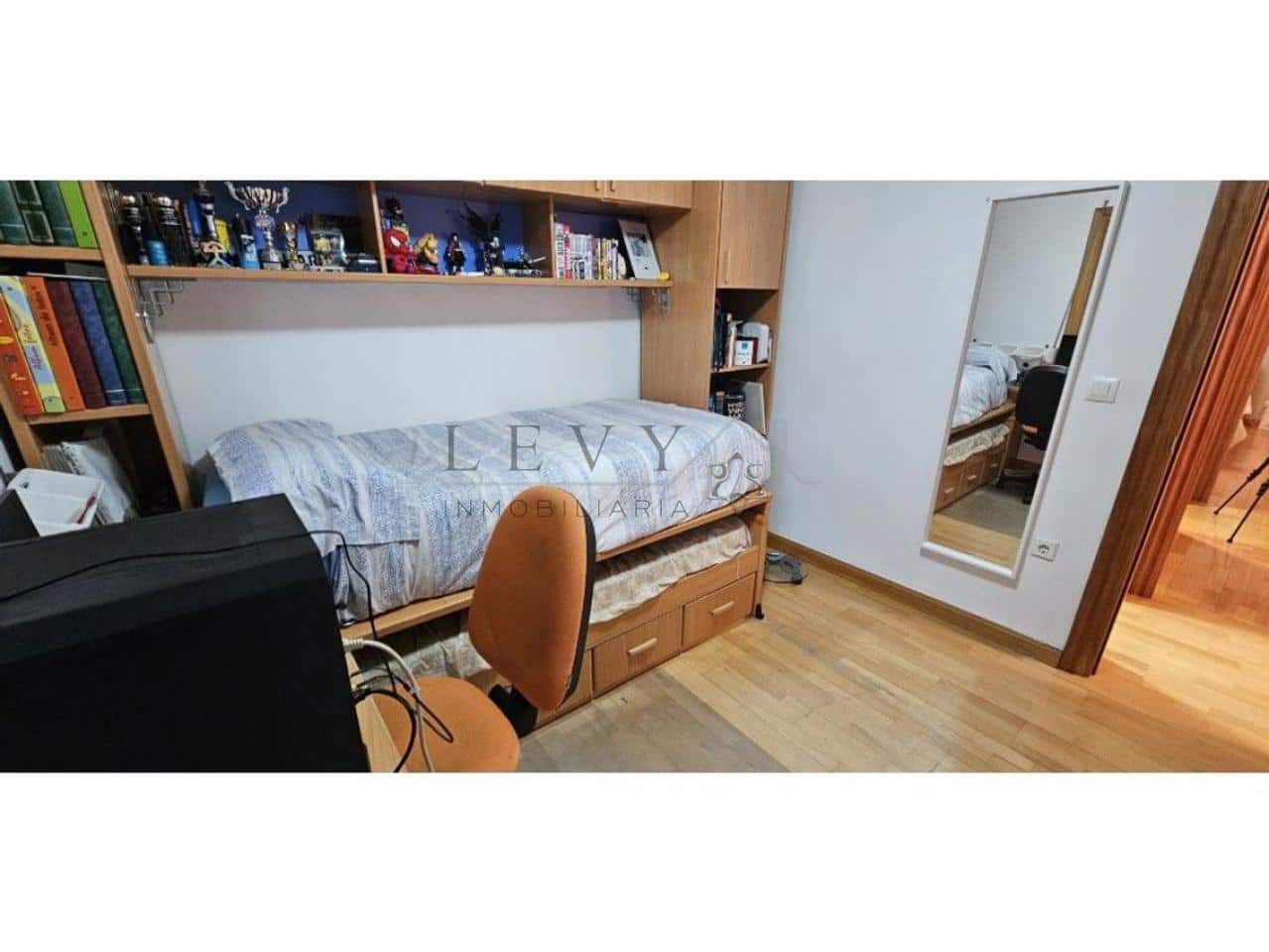 4 sovrum Lägenhet till salu i Malaga stad - 415 000 € (Ref: 9583250)