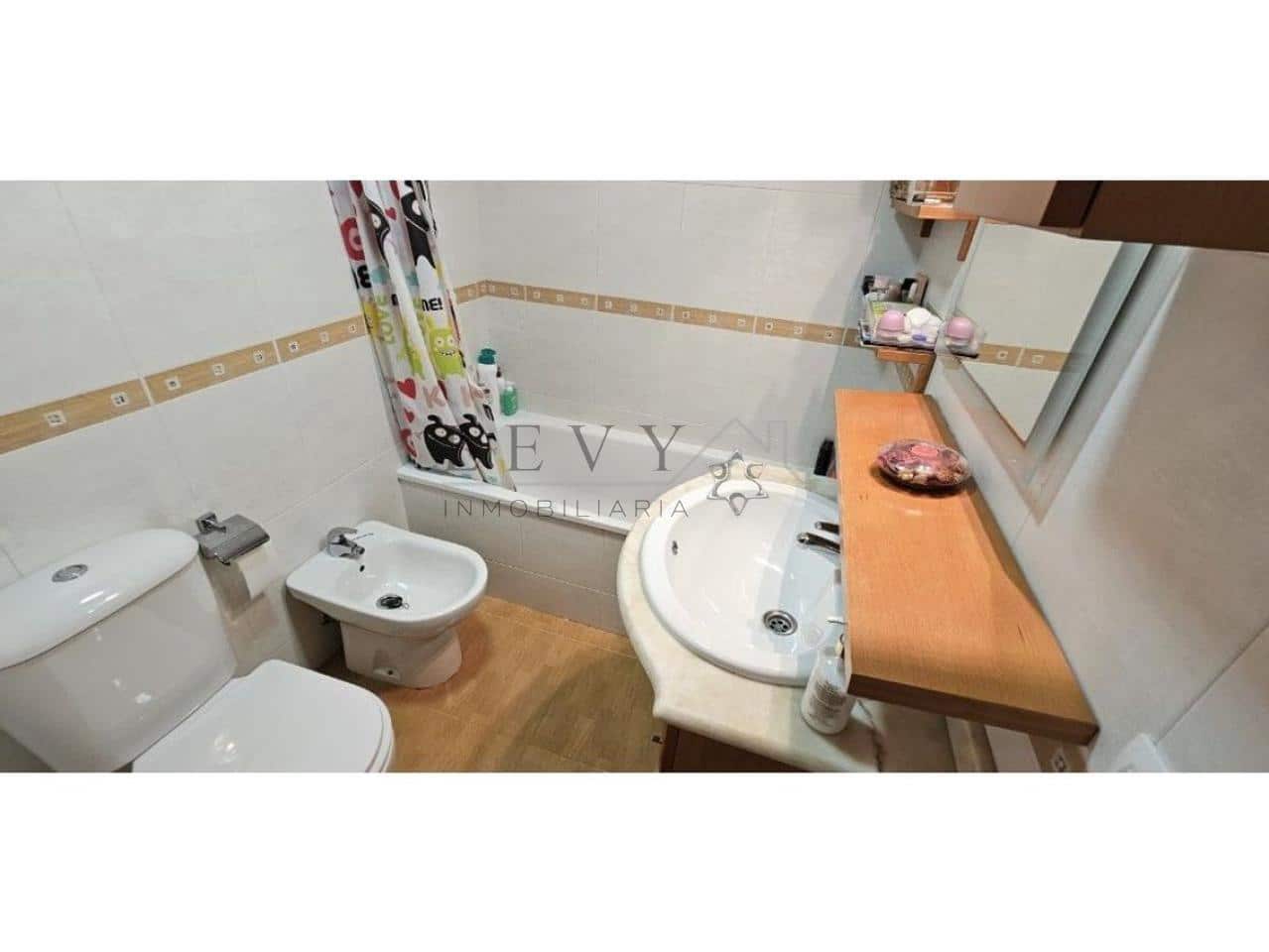 4 sovrum Lägenhet till salu i Malaga stad - 415 000 € (Ref: 9583250)