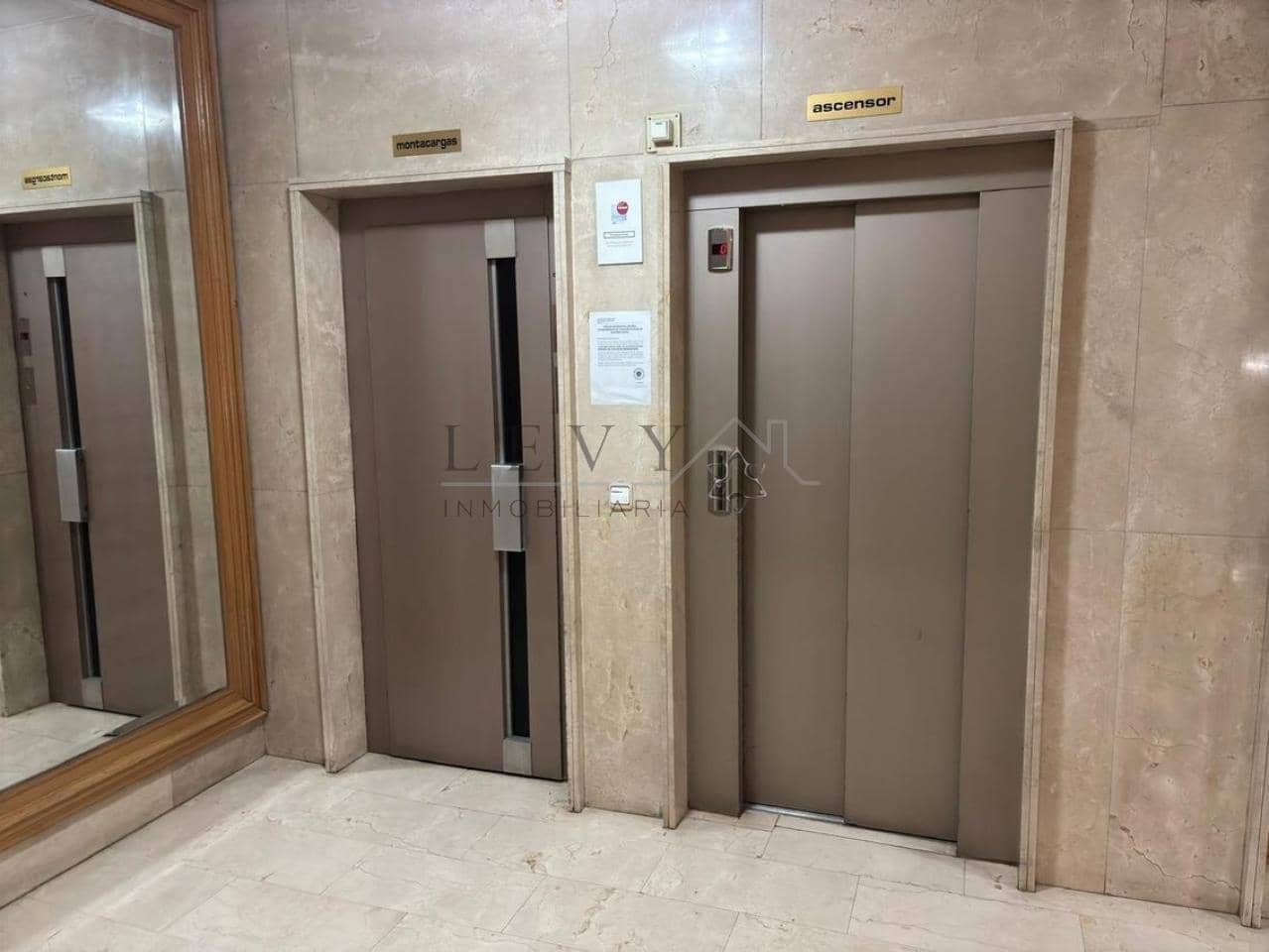 3 bedroom Flat for sale in Malaga city with garage - € 495,000 (Ref: 9583251)