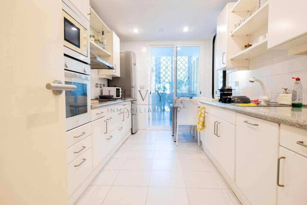 4 slaapkamer Flat te koop in Marbella met zwembad garage - € 4.500.000 (Ref: 9583253)