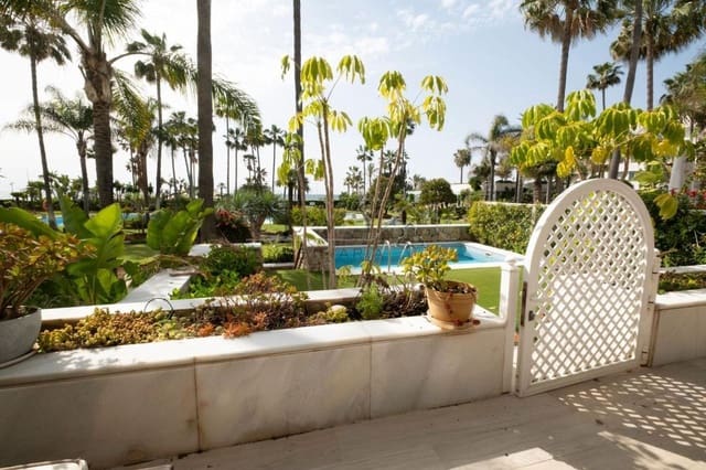 4 quarto Apartamento para venda em Puerto Banus, Marbella com piscina garagem - 4 500 000 € (Ref: 9583253)