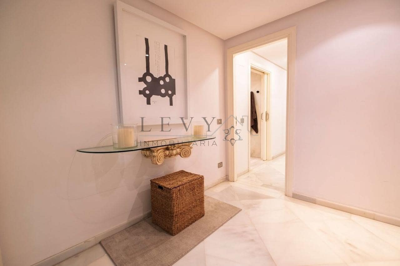 4 slaapkamer Flat te koop in Marbella met zwembad garage - € 4.500.000 (Ref: 9583253)