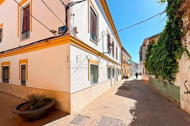 2 slaapkamer Penthouse te koop in La Trinidad, Málaga stad - € 190.700 (Ref: 9583254)