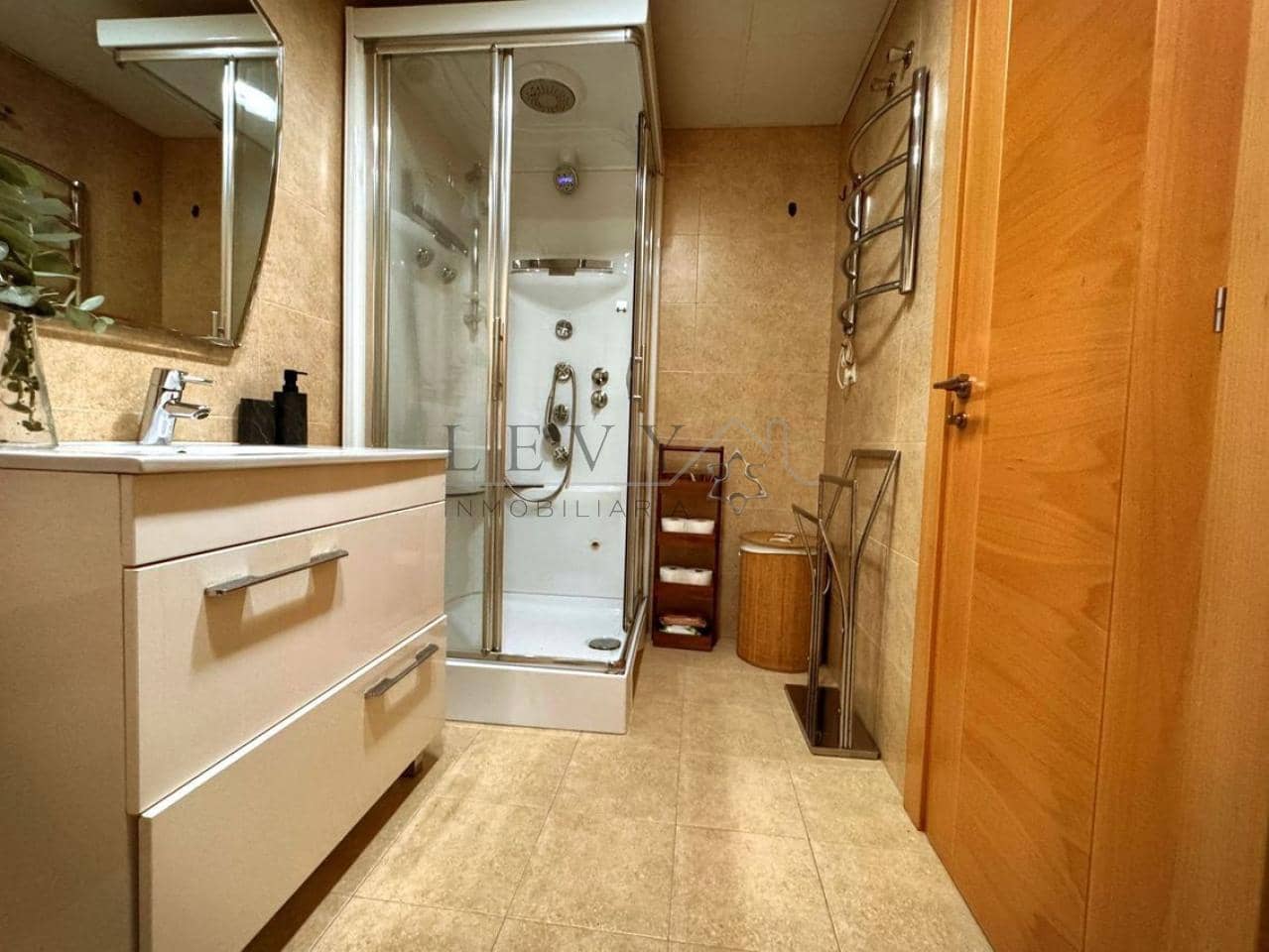 4 soveværelse Lejlighed til salg i Malaga by med swimmingpool garage - € 840.000 (Ref: 9583255)