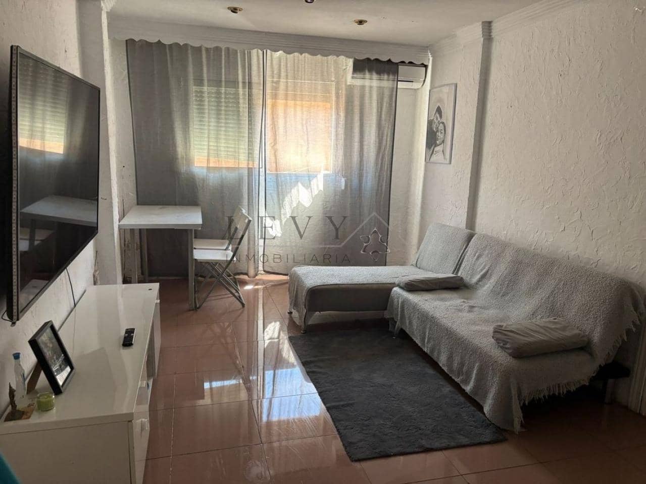 2 bedroom Flat for sale in Malaga city - € 180,000 (Ref: 9583259)