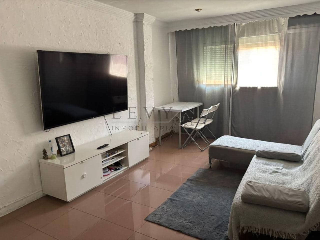 2 bedroom Flat for sale in Malaga city - € 180,000 (Ref: 9583259)