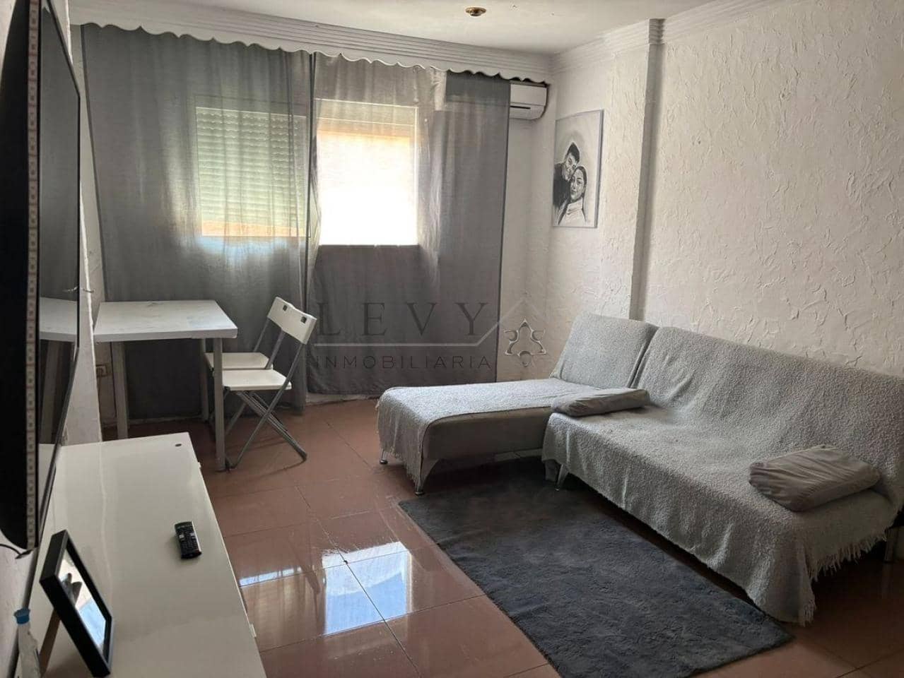 2 bedroom Flat for sale in Malaga city - € 180,000 (Ref: 9583259)
