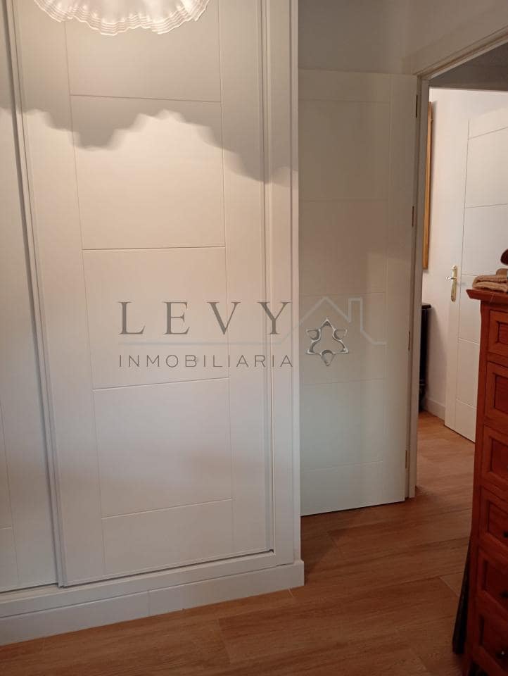 3 Zimmer Wohnung zu verkaufen in Malaga Stadt - 340.000 € (Ref: 9583261)