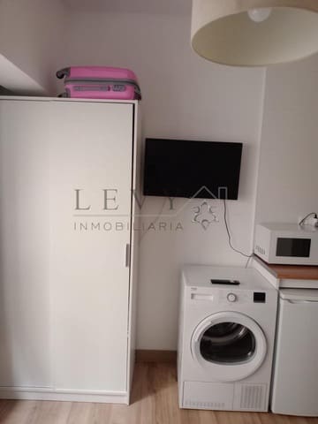 Flat for sale in Torremolinos - € 160,000 (Ref: 9583262)