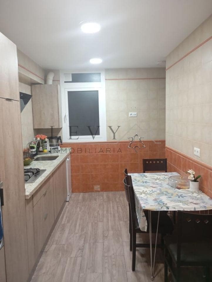 3 makuuhuone Asunto myytävänä paikassa Malaga kaupunki - 255 000 € (Ref: 9583265)