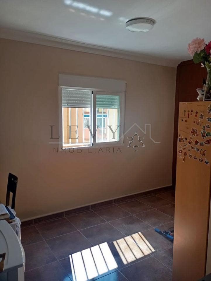 3 makuuhuone Asunto myytävänä paikassa Malaga kaupunki - 255 000 € (Ref: 9583265)