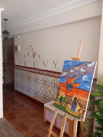 3 makuuhuone Asunto myytävänä paikassa Parque Victoria Eugenia, Málaga kaupunki - 255 000 € (Ref: 9583265)