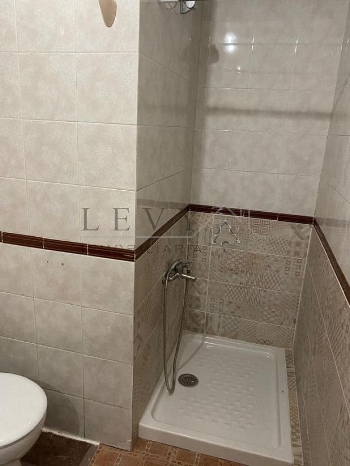 3 soveværelse Lejlighed til salg i Malaga by - € 125.000 (Ref: 9583266)