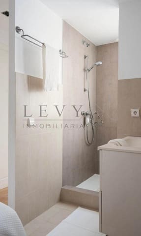 2 slaapkamer Flat te koop in Puerto Banus, Marbella - € 595.000 (Ref: 9583269)