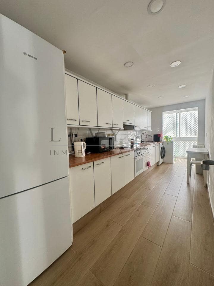 3 camera da letto Appartamento da affittare in Nueva Andalucia con piscina garage - 3.000 € (Rif: 9583270)