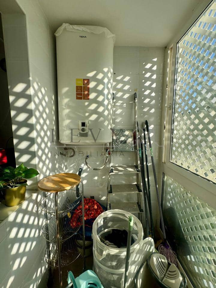 3 camera da letto Appartamento da affittare in Nueva Andalucia con piscina garage - 3.000 € (Rif: 9583270)