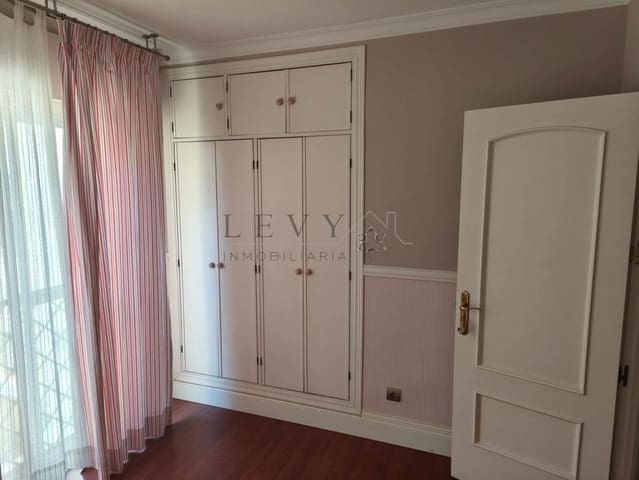 2 slaapkamer Flat te koop in Lagunillas, Málaga stad - € 340.000 (Ref: 9583272)