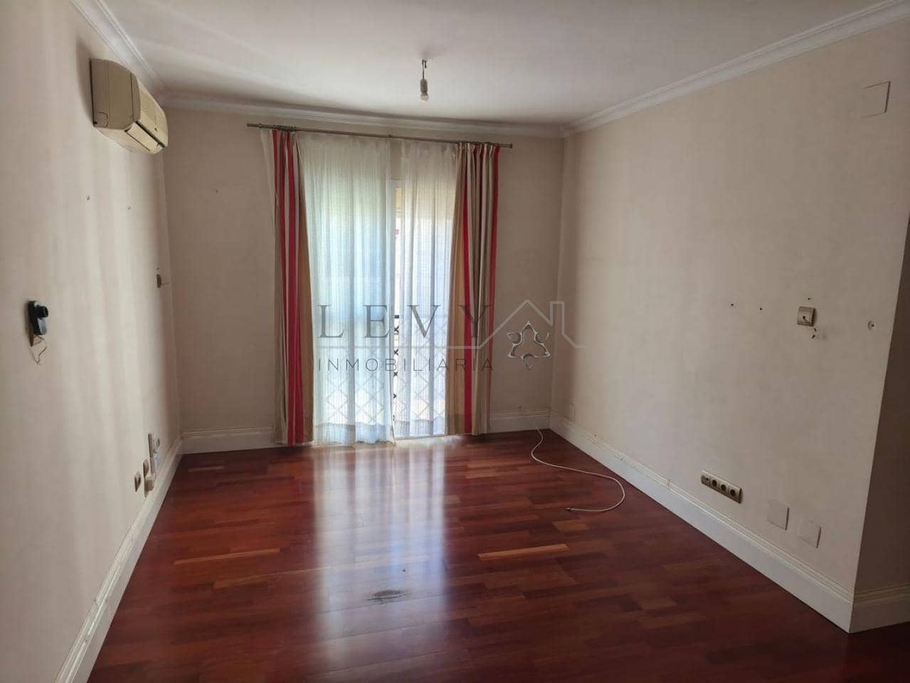 2 slaapkamer Flat te koop in Malaga stad - € 340.000 (Ref: 9583272)
