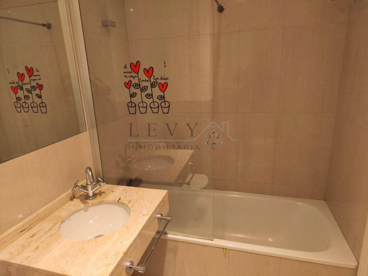 2 slaapkamer Flat te koop in Malaga stad - € 340.000 (Ref: 9583272)